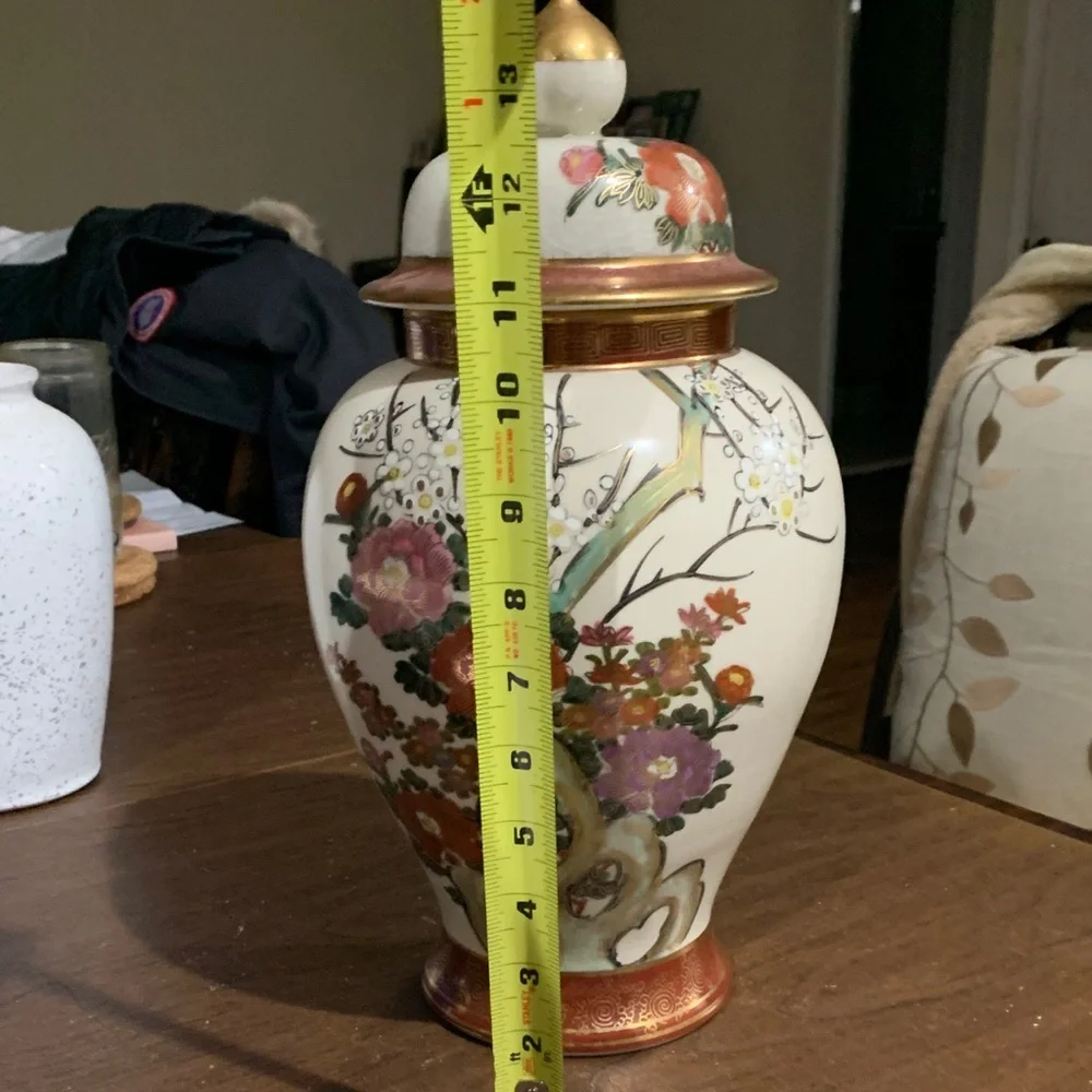 Vintage Japanese hand painted porcelain ginger Jar/ Funerary URN